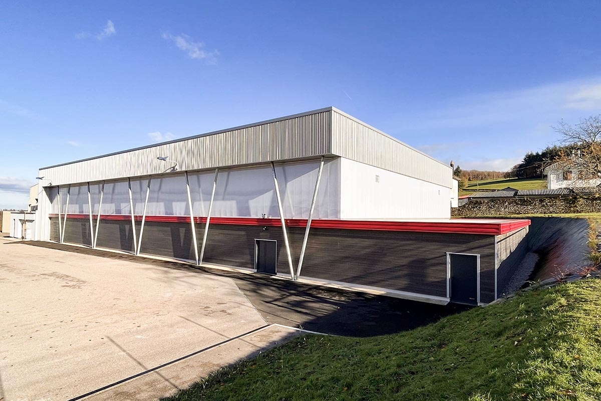 Vue globale du bâtiment.